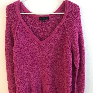 Sanctuary Magenta Plush V-Neck Sweater Size Large